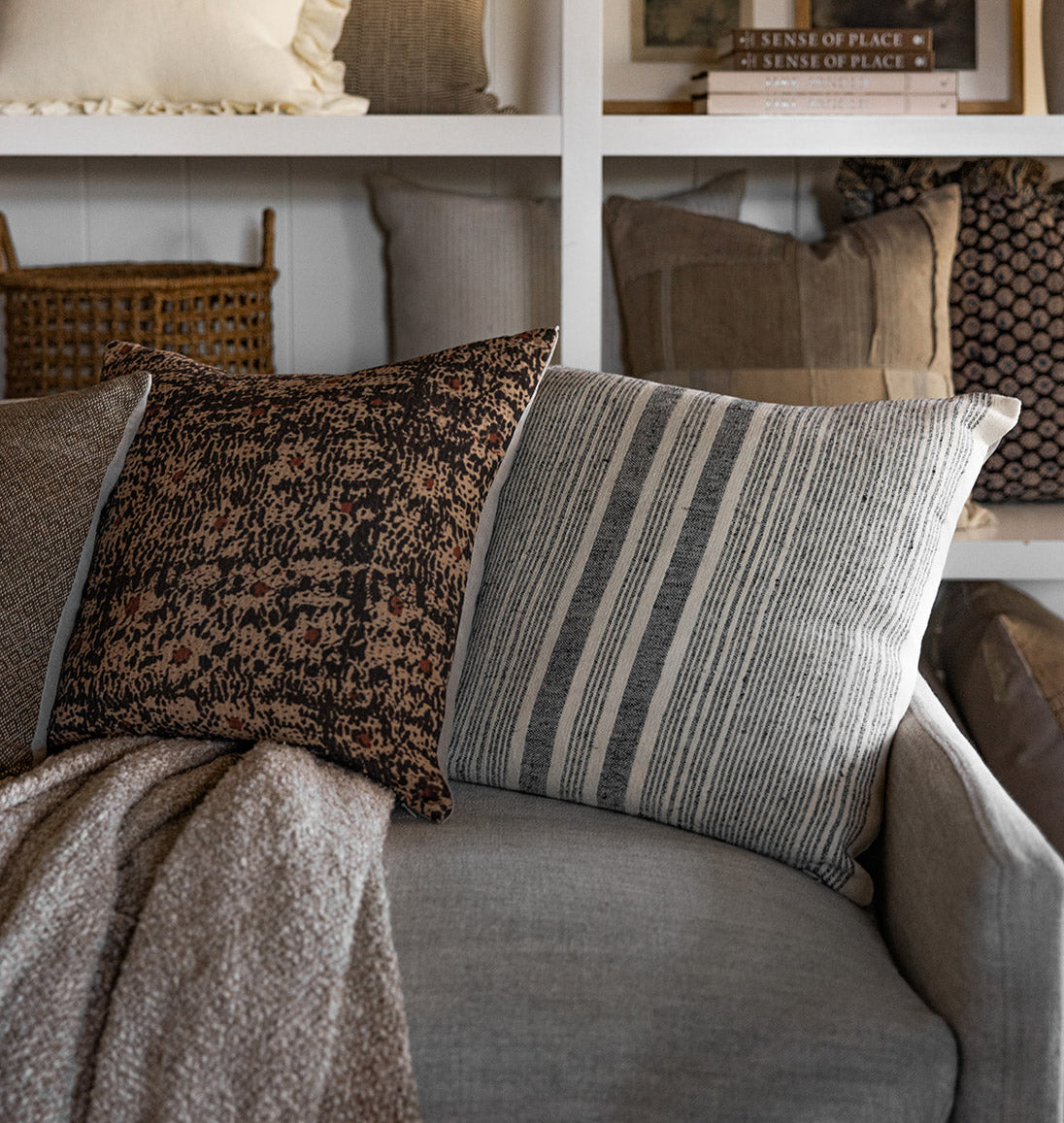 Kent Pillow - Thumbnail 2