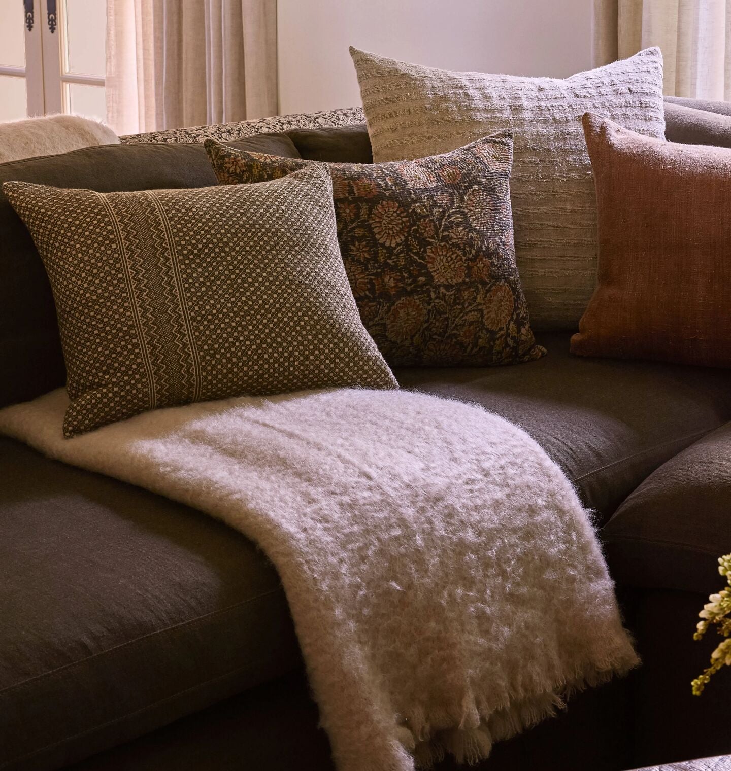 Amber Interiors Sierra Mohair Throw - Thumbnail 3