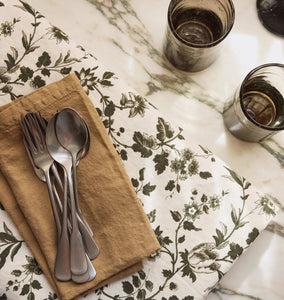 Celia Napkin S/2