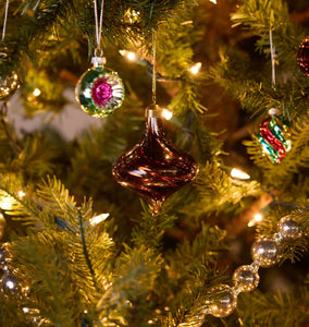Lennox Teardrop Ornament