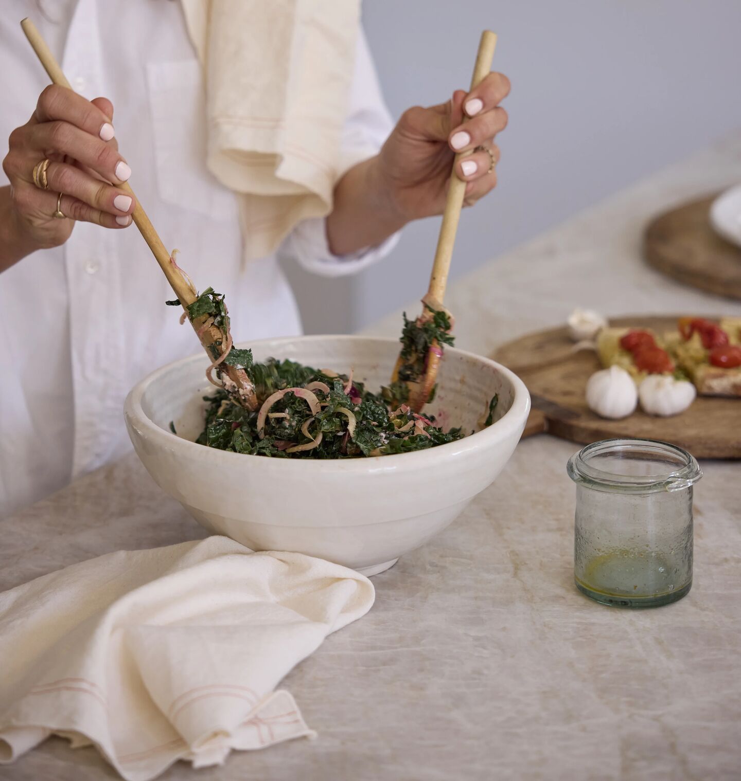 Farmhouse Serving Bowl - Thumbnail 5