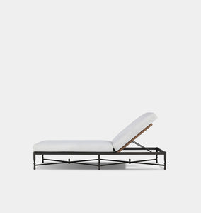 Breton Outdoor Chaise Alessi Linen