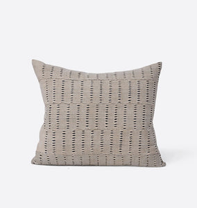 Lise Vintage Pillow 17" x 21"