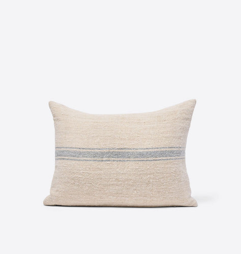 Dorian Vintage Pillow 16