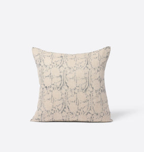 Vintage Pillow O.XXV.II 21" x 21"
