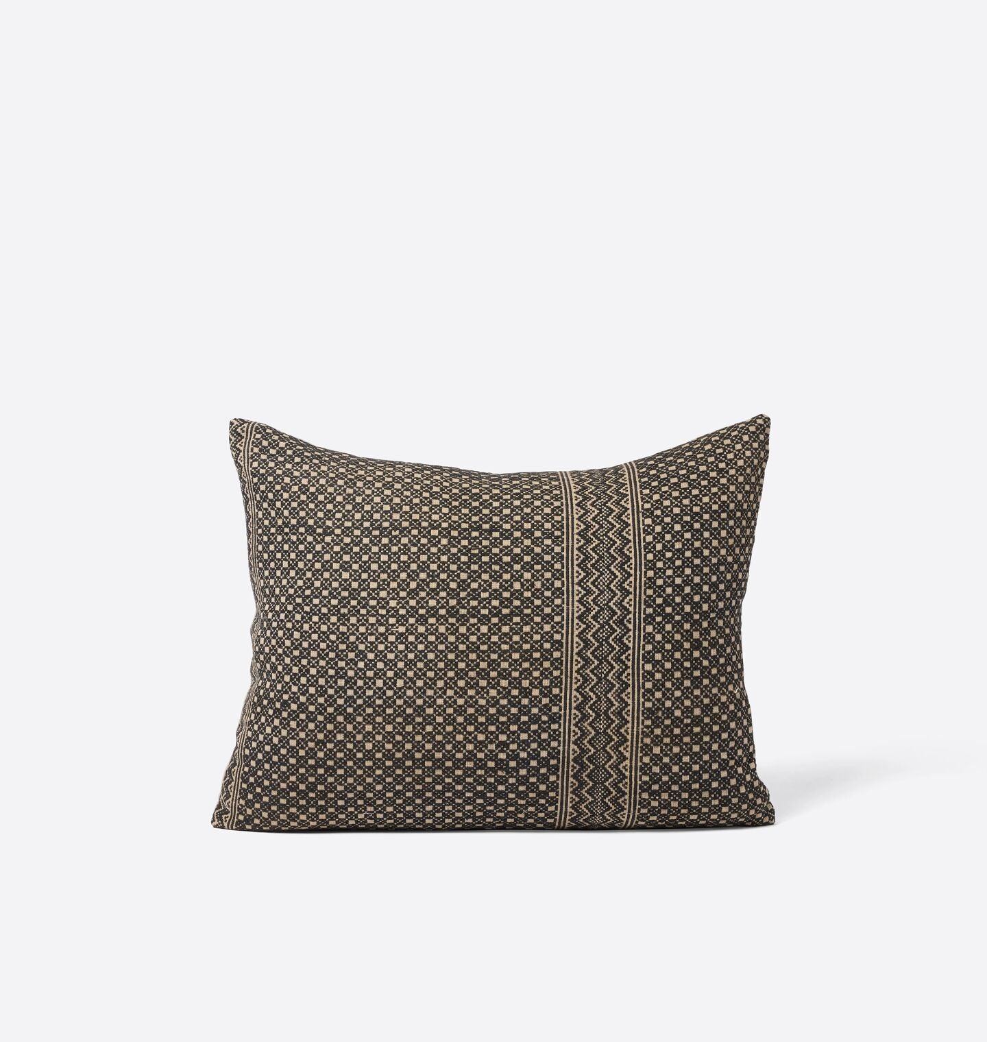 Vintage Pillow O.XXV.X 16