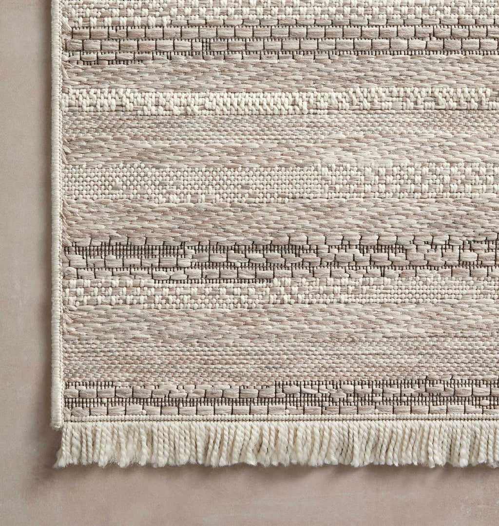 Malibu MAB-02 Ivory / Dove Area Rug