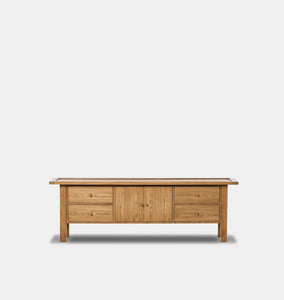 Margarete Console