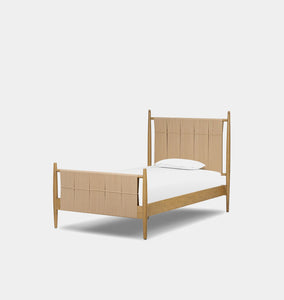 Richard Natural Rush Bed