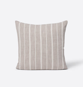 Ryland Pillow