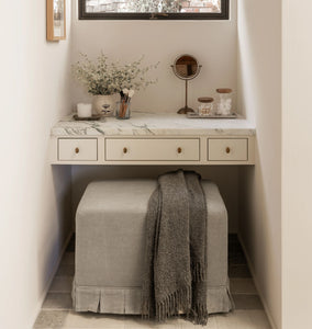Leigh Stool