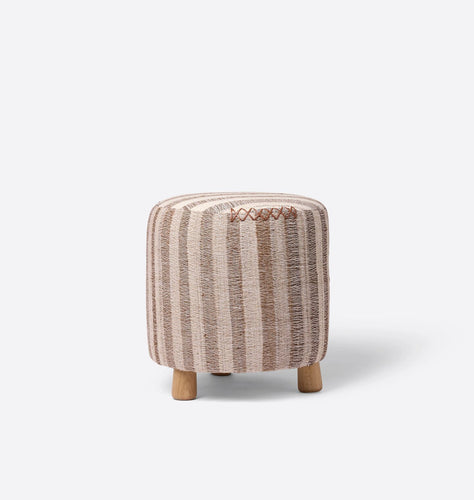 Topanga Footed Stool S.IV.XXV