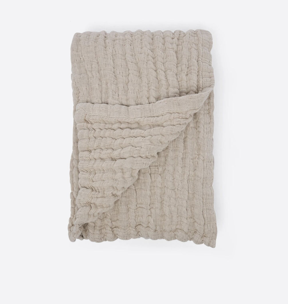 Luzia Throw