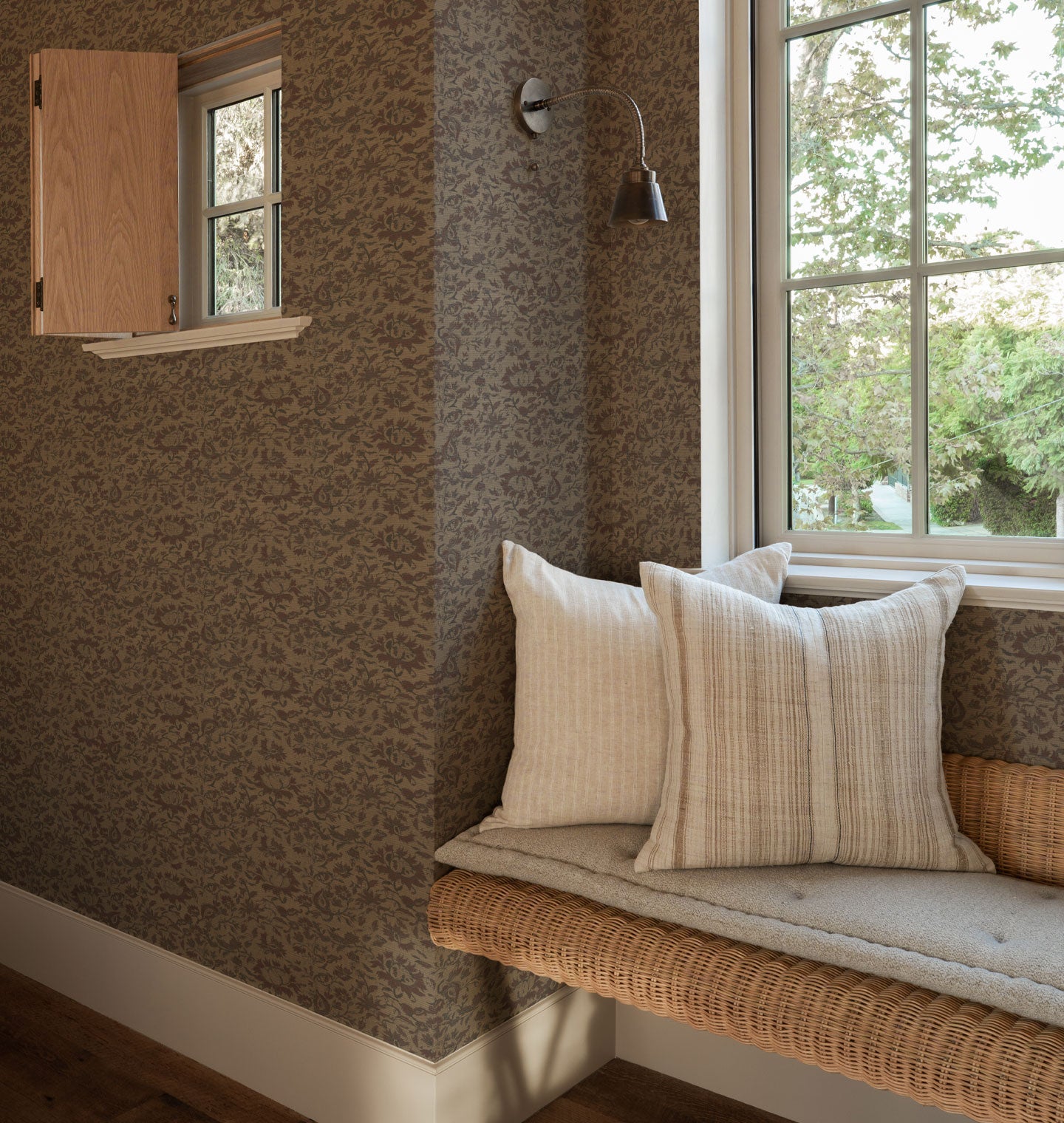 Amber Interiors Raffi Grasscloth Wallpaper
