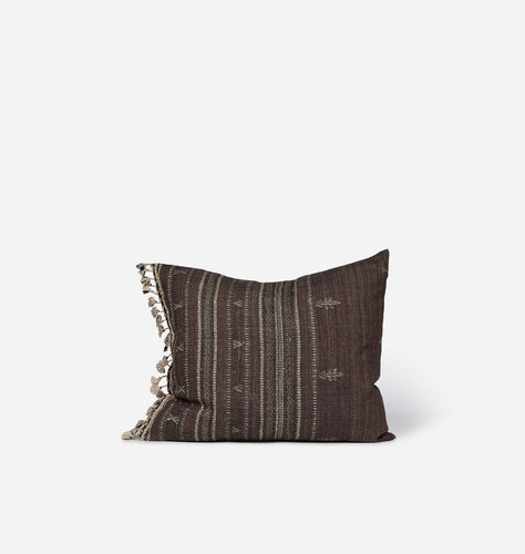 Harper Vintage Pillow 17