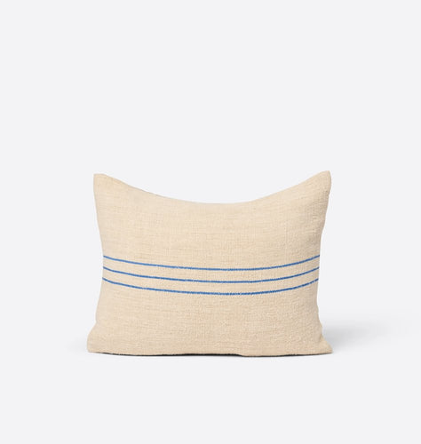 Sylvette Vintage Lumbar Pillow 17