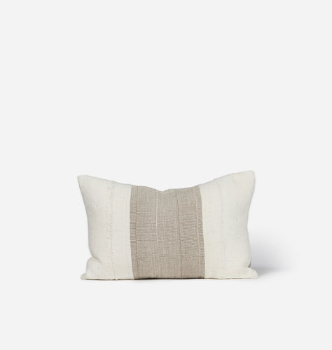 Neo Vintage Lumbar Pillow 21.5