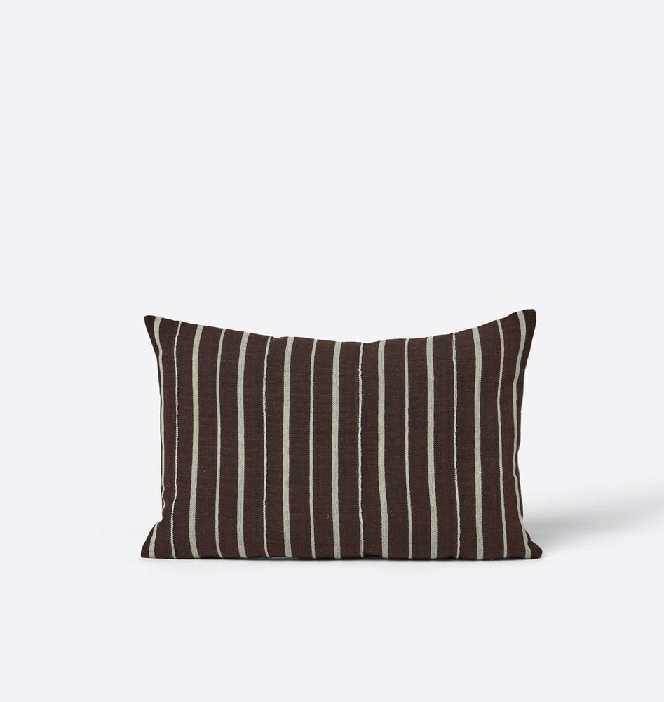 Violetta Vintage Lumbar Pillow 16