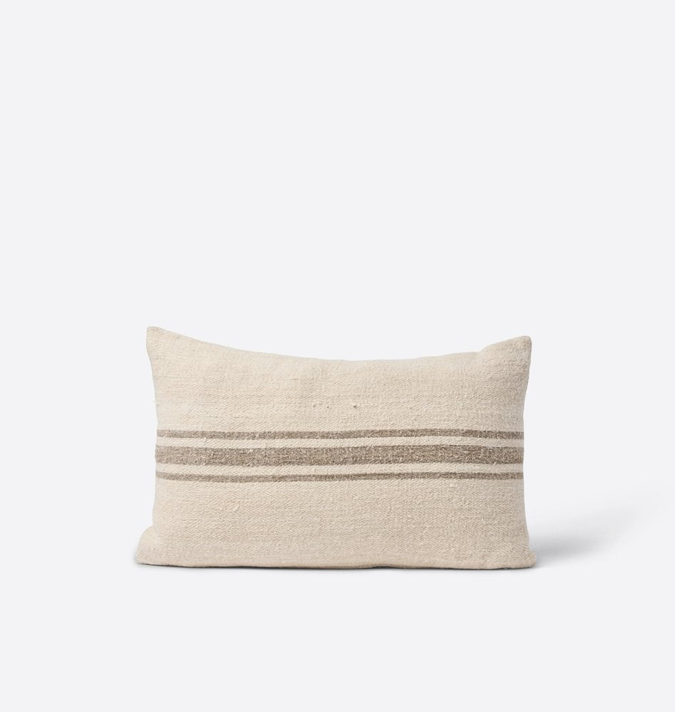 Henry Vintage Lumbar Pillow 16