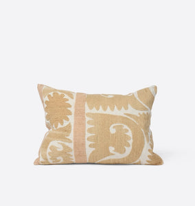 Isla Vintage Lumbar Pillow 14" x 19"