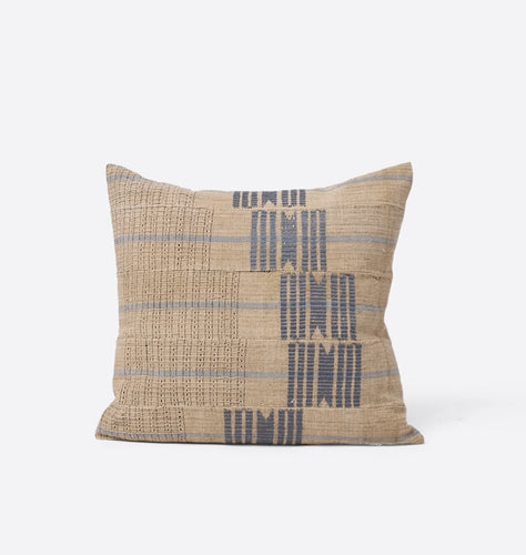 Nella Vintage Pillow 17