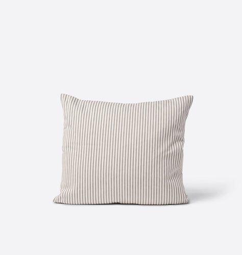 Remy Vintage Pillow 18