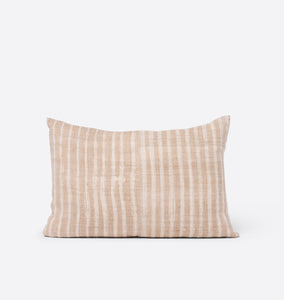 Luma Vintage Lumbar Pillow 16" x 23"