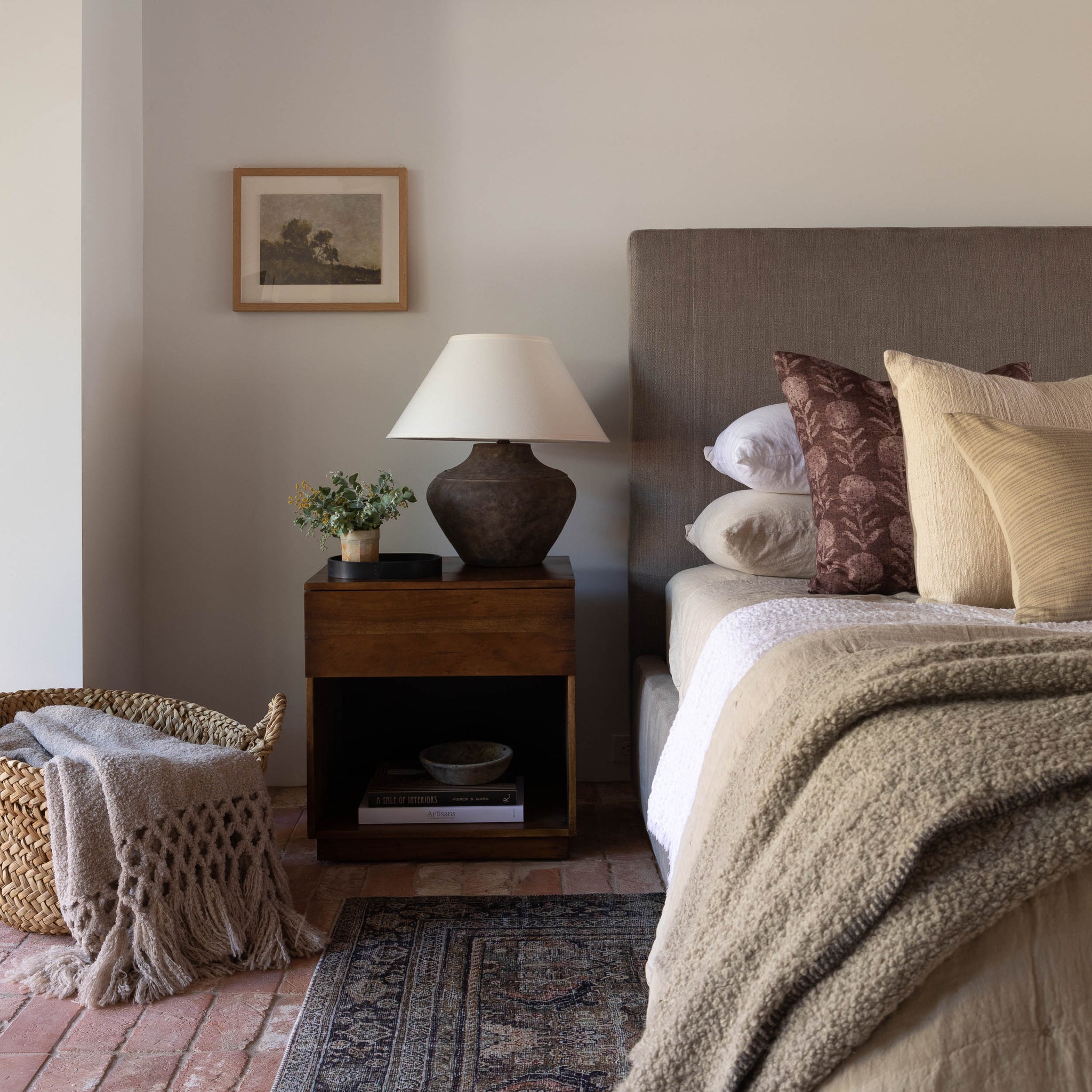 Calabria Rustico Table Lamp - Thumbnail 2