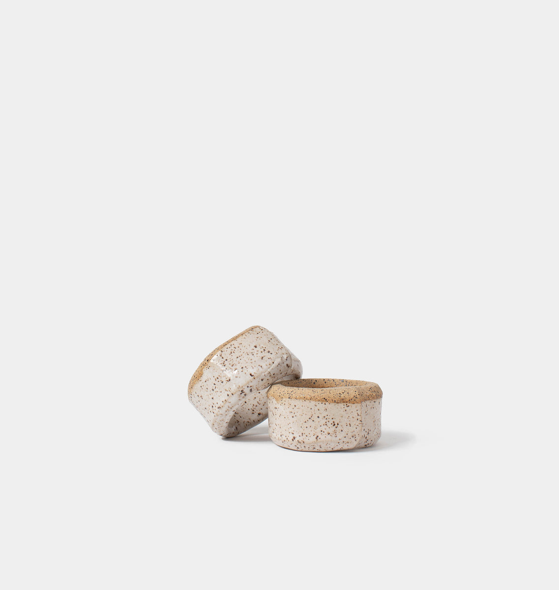 Wylder Ceramic Napkin Rings S/2 | Shoppe Amber Interiors